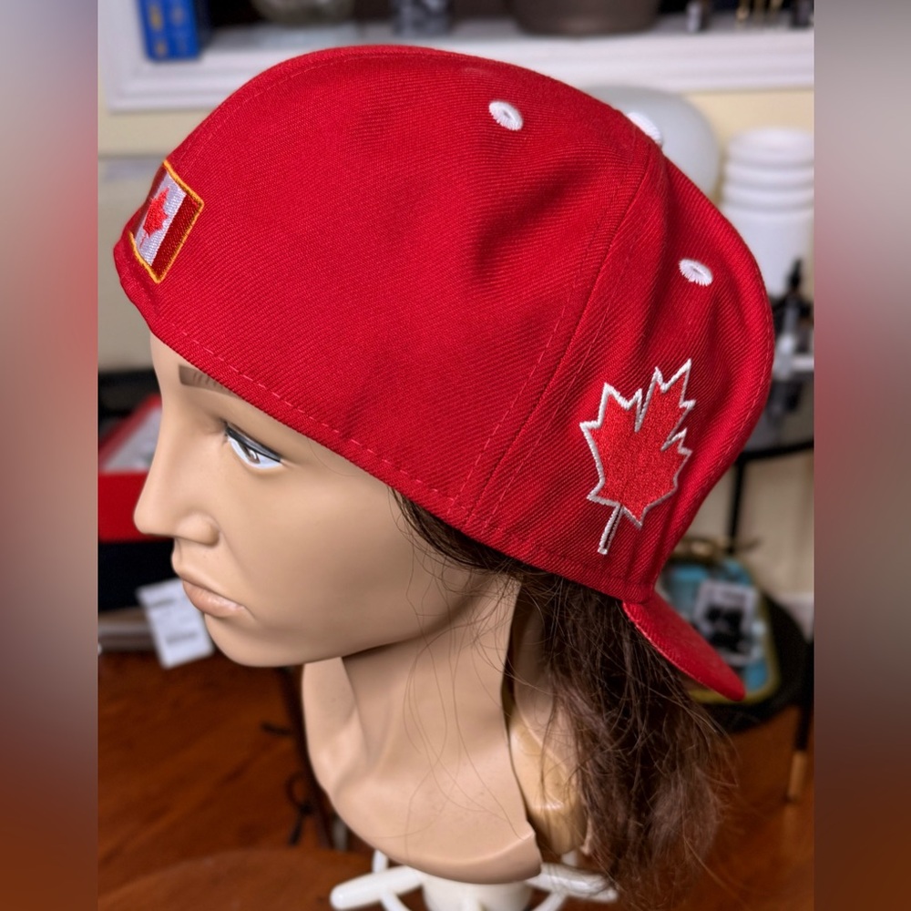 Beautiful CountryPride Canada Cap!!! Brand New